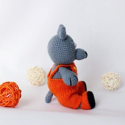 Crochet Wolf Toy Amigurumi Pattern